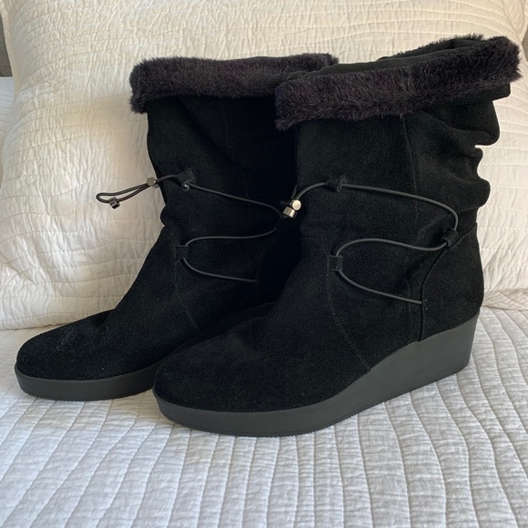 H By Halston Liz Wedge Winter Snow Boot Black Suede NEW 8.5 - Picture 1 of 12